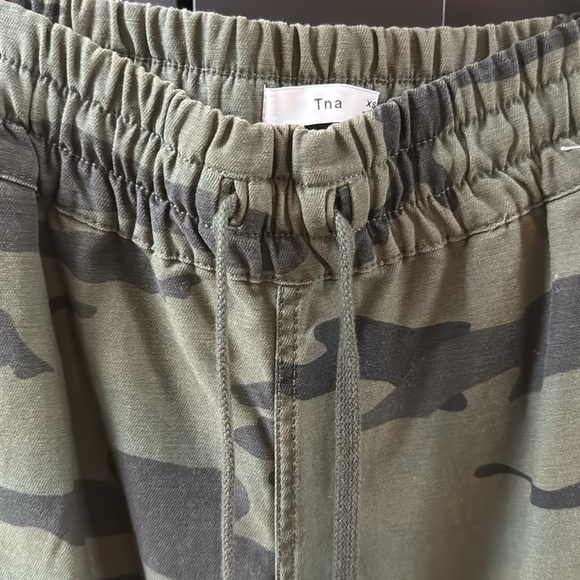 Aritzia Tna army cuffed pants - Picture 3 of 3
